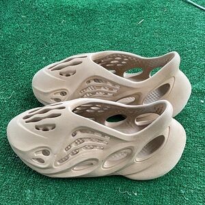 Yeezy Foam Runner
